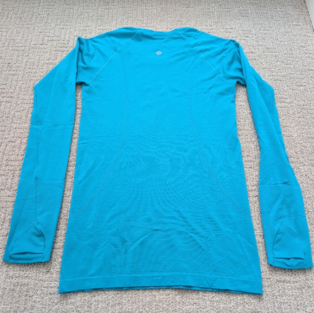 Lululemon Swiftly Tech Long Sleeved 2.0, Turquoise Tide, Size 6 - Picture 2 of 6